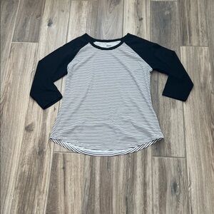 Sonoma Black and White Striped 3/4 Sleeve Tee